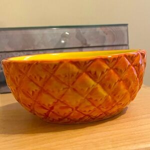 Pineapple Bowl